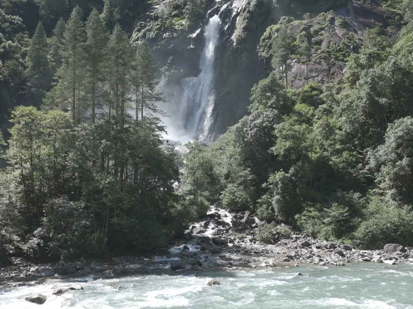 Idu Mishmi man on trail from Anini